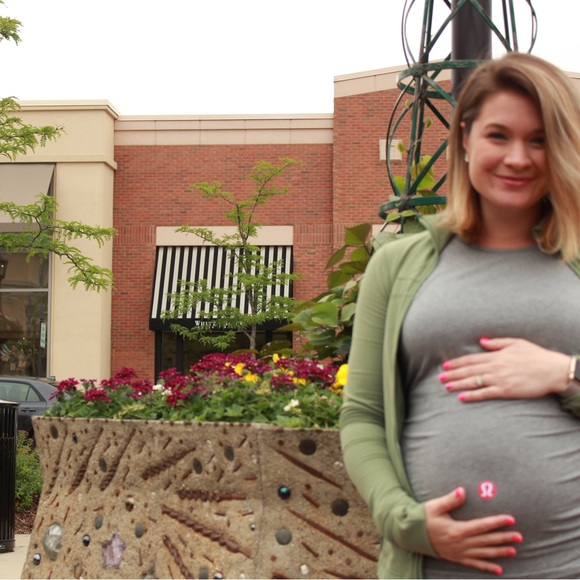 Meet your Posher, Lizzy - Picture 10 of 12